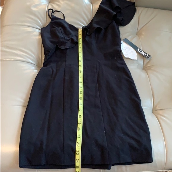 One Shoulder body con dress - Picture 12 of 12